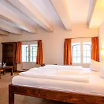Stadtgut Hotel 3*